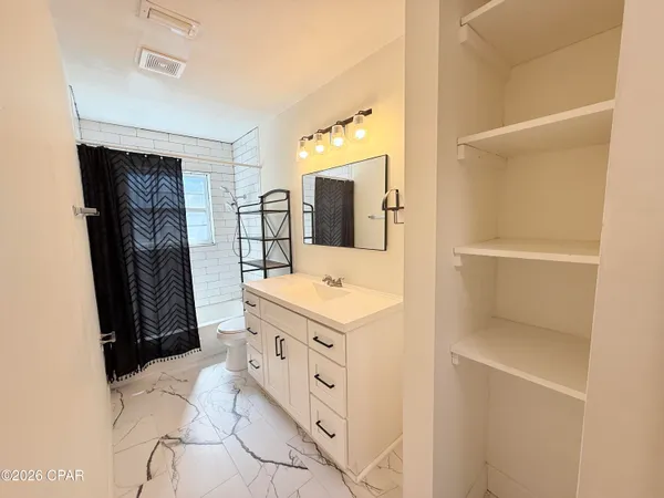 $1,800 | 808 Forestdale Avenue, Panama City, FL 32401