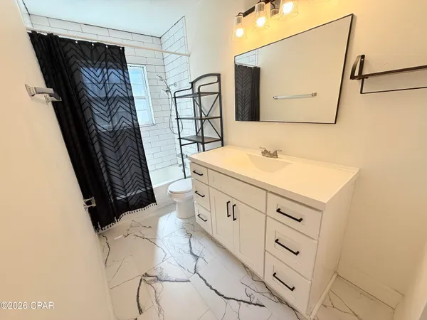 $1,800 | 808 Forestdale Avenue, Panama City, FL 32401