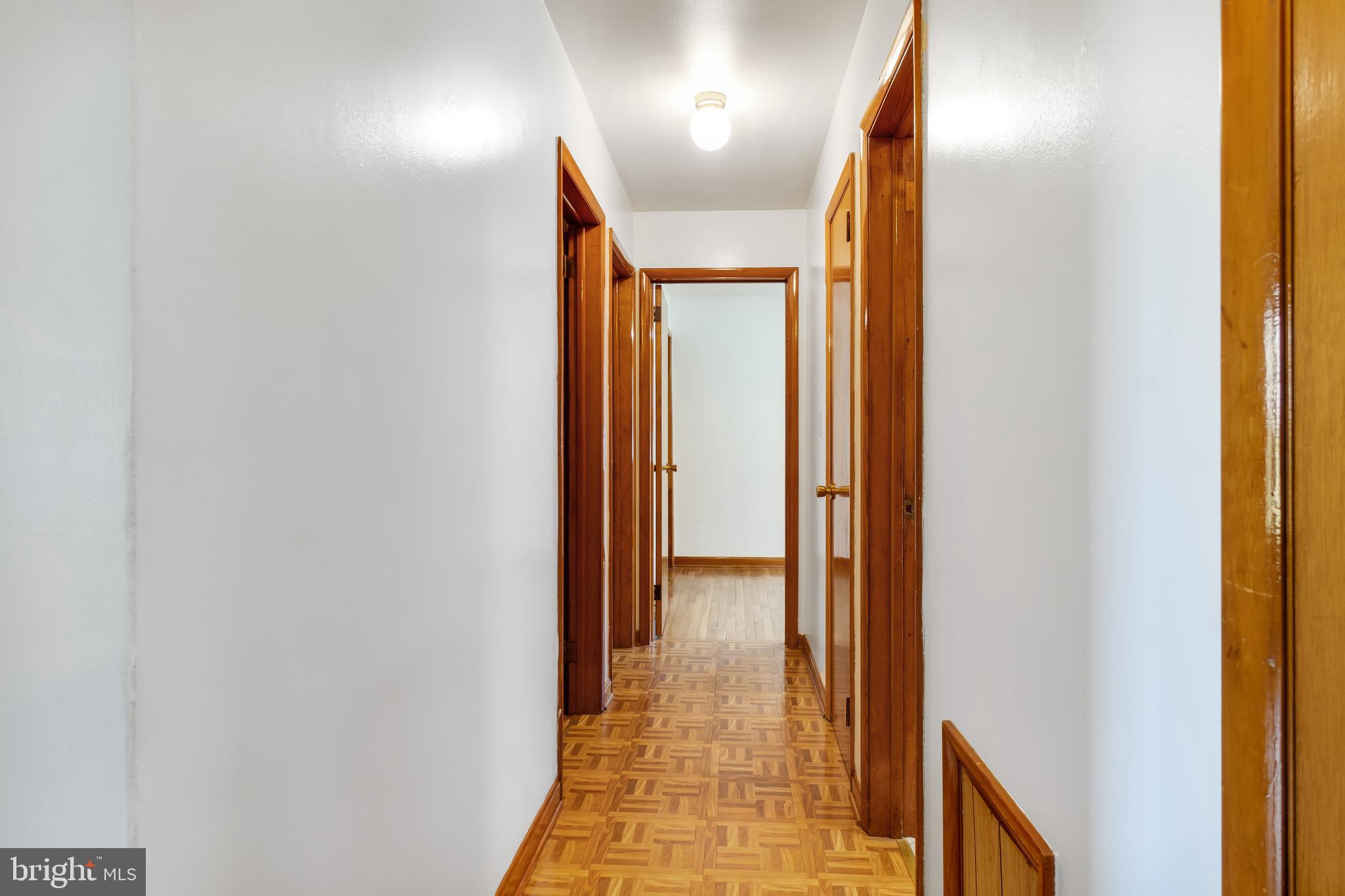 31 Ragan Acres Conowingo, MD 21918 - Photo 44 of 51 495 Rowlandsville Rd. - Hallway