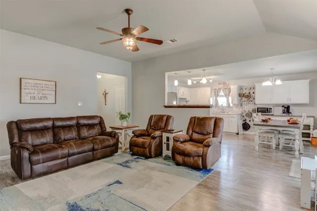 $325,000 | 700 Indian Blanket Street, Lockhart, TX 78644