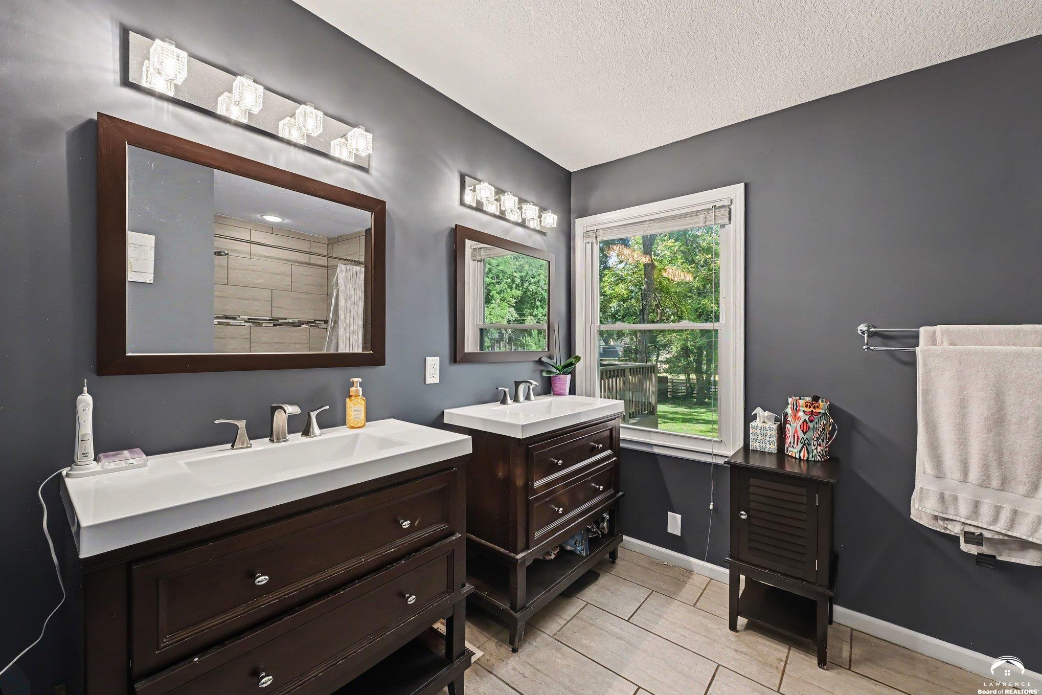 2905 Rimrock Drive Lawrence, KS 66047 - Photo 14 of 38 Gallery Image 14