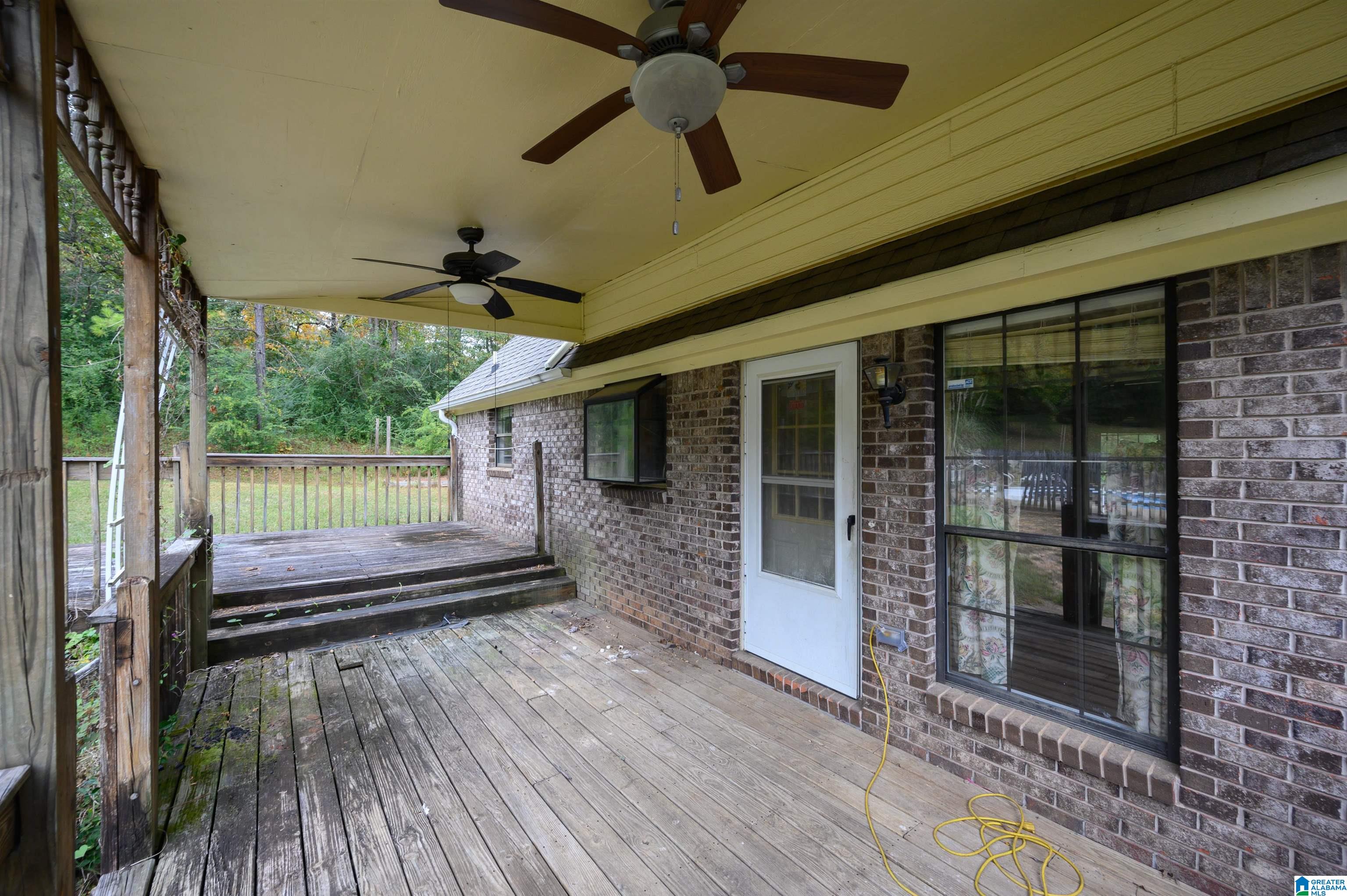 8988 Bankston Road Warrior, AL 35180 - Photo 34 of 47