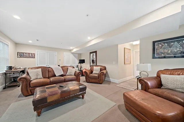 $1,149,000 | 6 Audubon Way, Unit 6, Canton, MA 02021