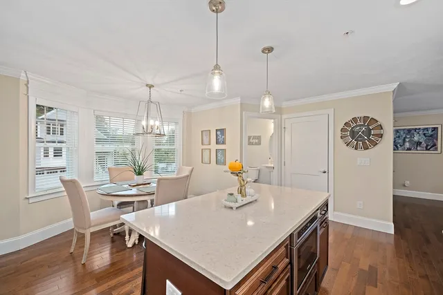 $1,149,000 | 6 Audubon Way, Unit 6, Canton, MA 02021