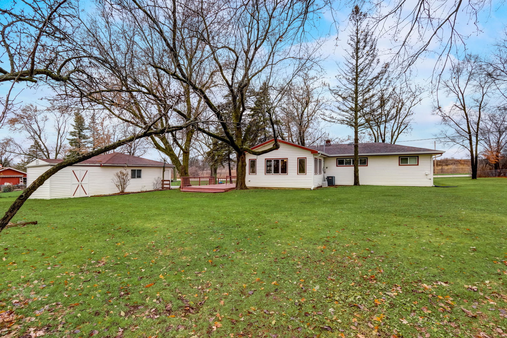 38955 North Delany Road Wadsworth, IL 60083 - Photo 26 of 32 Gallery Image 26