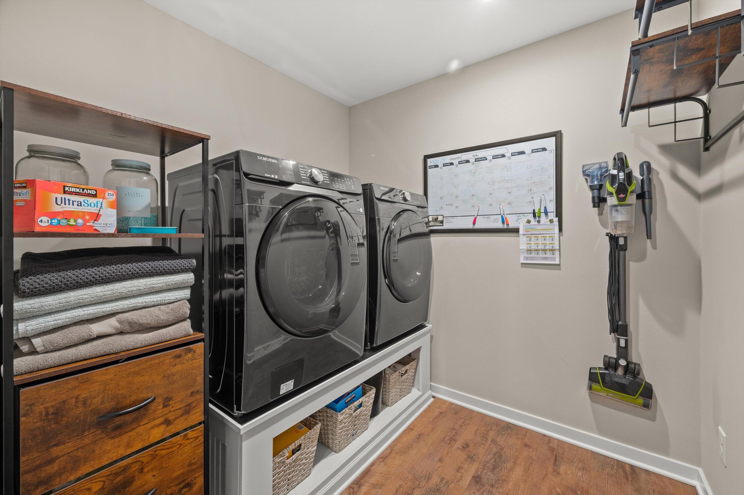 261 Cardinal Drive Sullivan, WI 53178 - Photo 10 of 42 34-Z62_9973