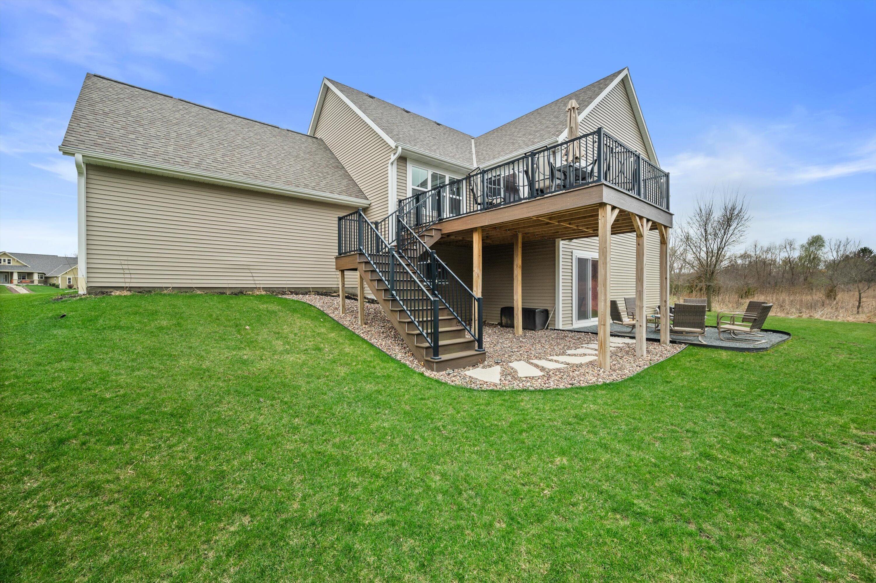 261 Cardinal Drive Sullivan, WI 53178 - Photo 19 of 42 19-Z62_9856