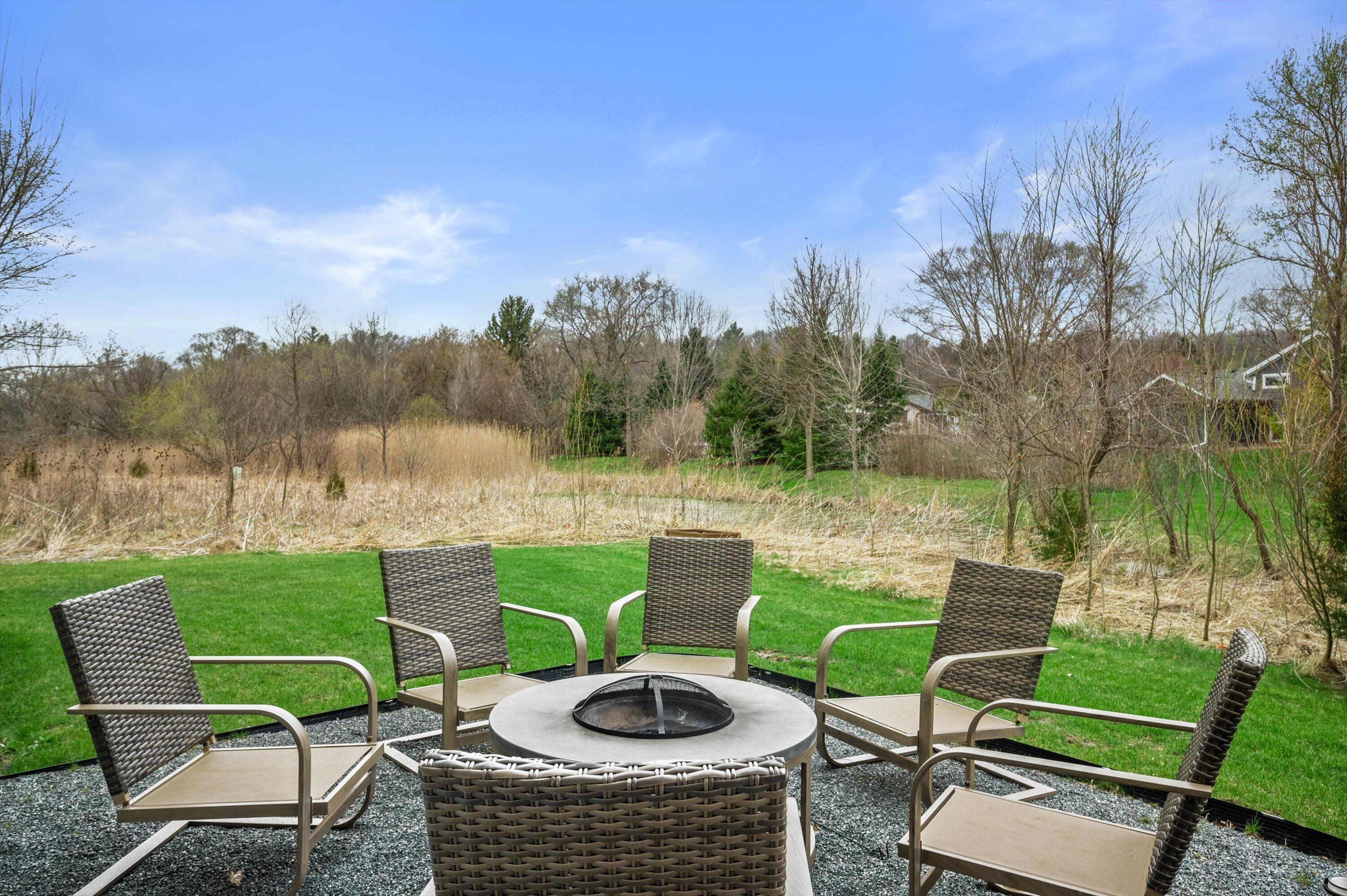 261 Cardinal Drive Sullivan, WI 53178 - Photo 20 of 42 20-Z62_9868