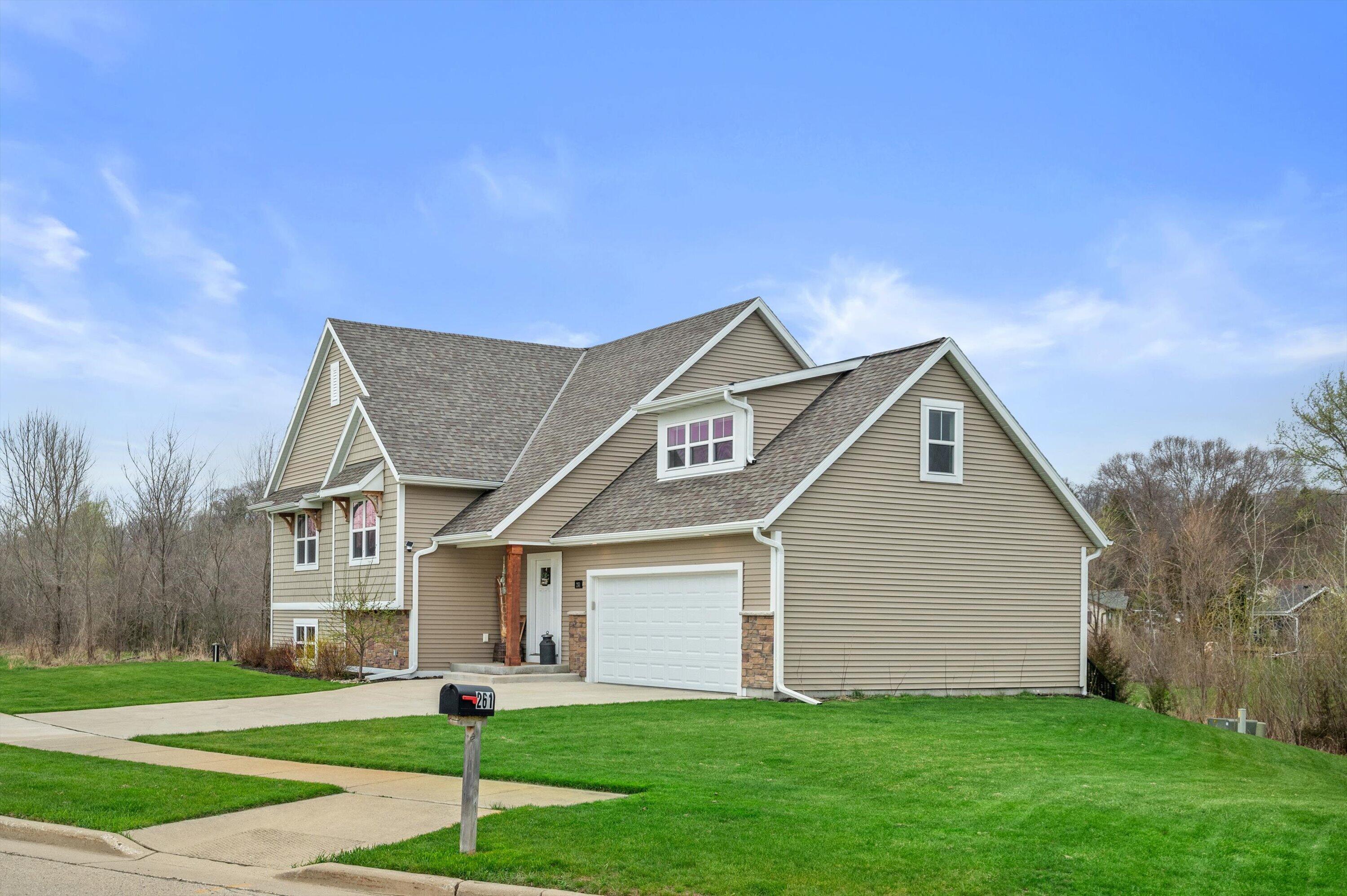 261 Cardinal Drive Sullivan, WI 53178 - Photo 21 of 42 17-Z62_9838