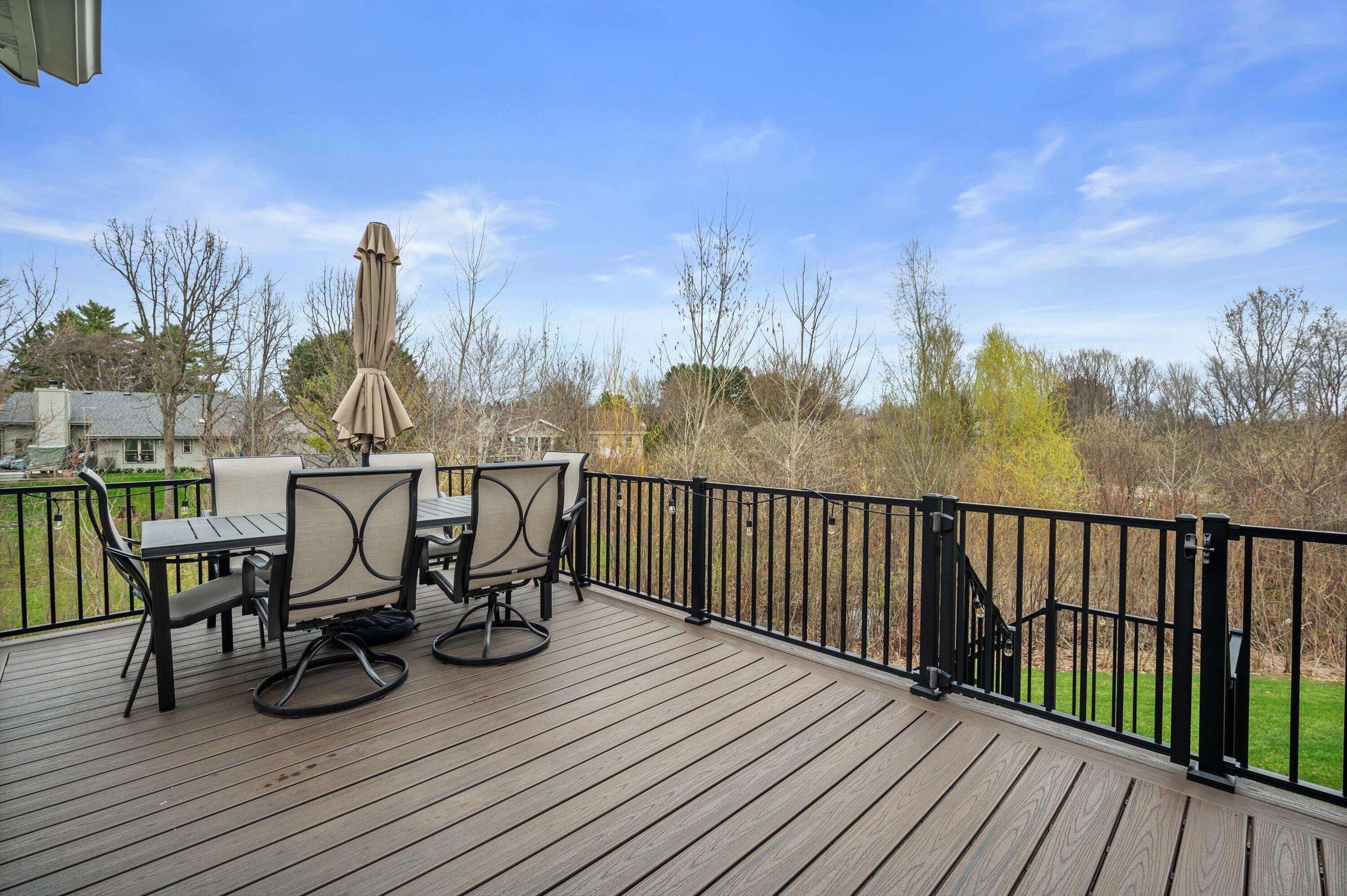 261 Cardinal Drive Sullivan, WI 53178 - Photo 24 of 42 21-Z62_9880