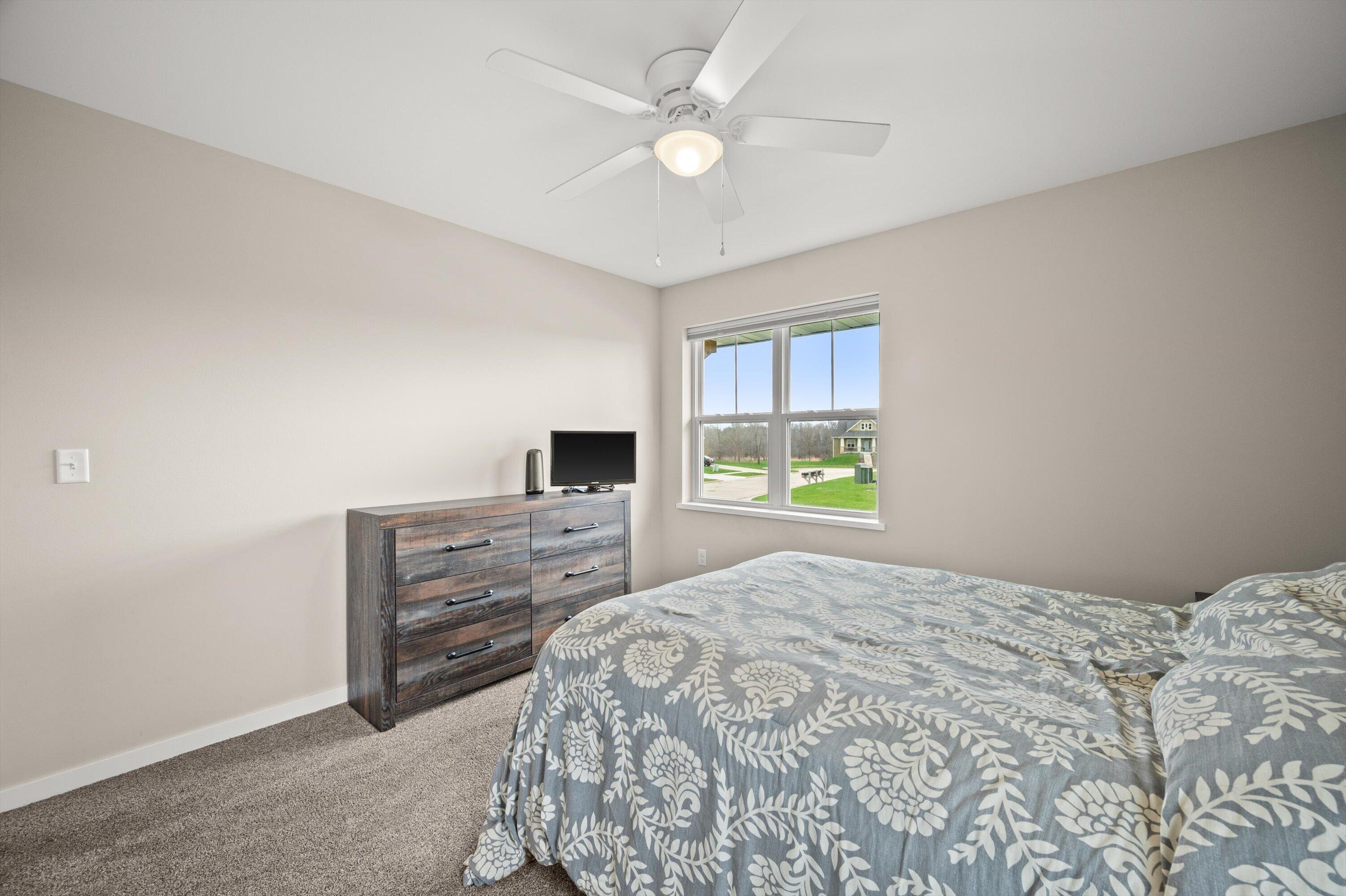 261 Cardinal Drive Sullivan, WI 53178 - Photo 28 of 42 05-Z62_0016