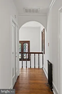 $1,200,000 | 1952 Canterbury Road, Abington, PA 19001