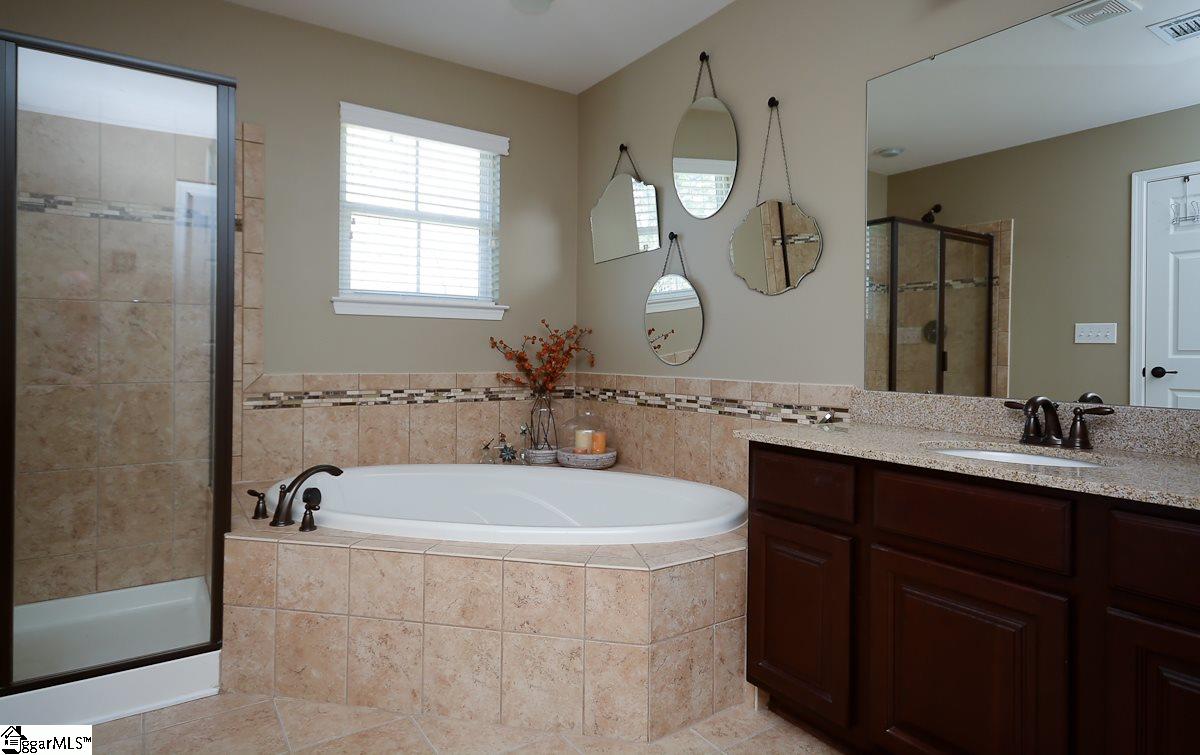 108 Roanoke Way Greenville, SC 29607 - Photo 20 of 36 Gallery Image 20