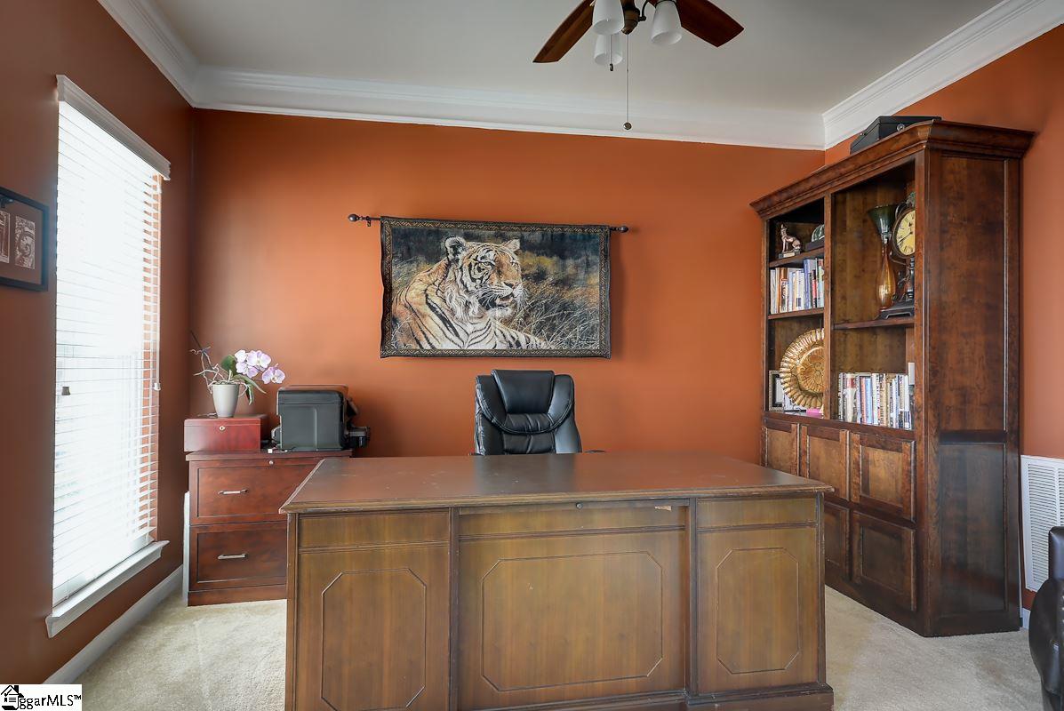 108 Roanoke Way Greenville, SC 29607 - Photo 3 of 36 Gallery Image 3