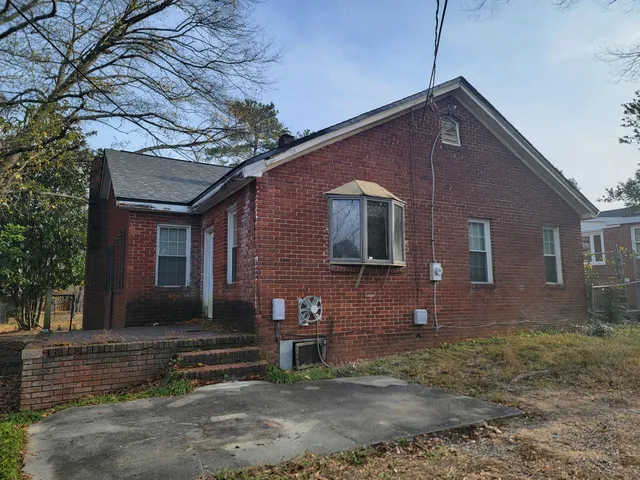 $1,200 | 295 Milledge Road, Augusta, GA 30904