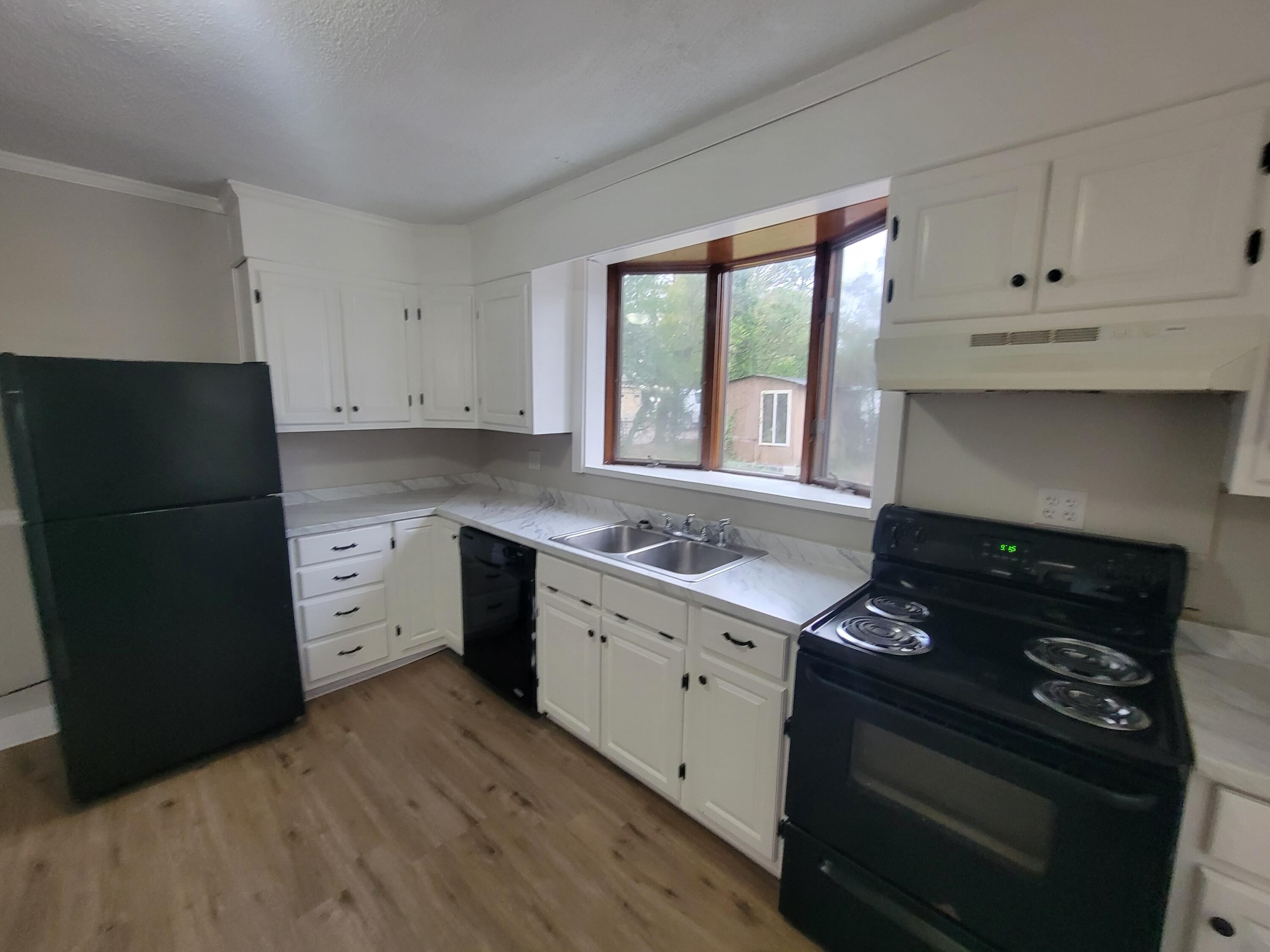 295 Milledge Road Augusta, GA 30904 - Photo 8 of 18 20251218_123637