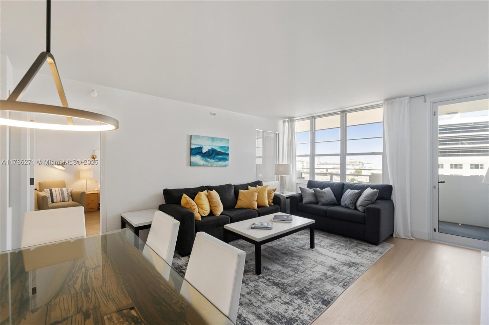 100 Lincoln Road, Unit 908 Miami Beach, FL 33139 - Photo 8 of 33 Gallery Image 8