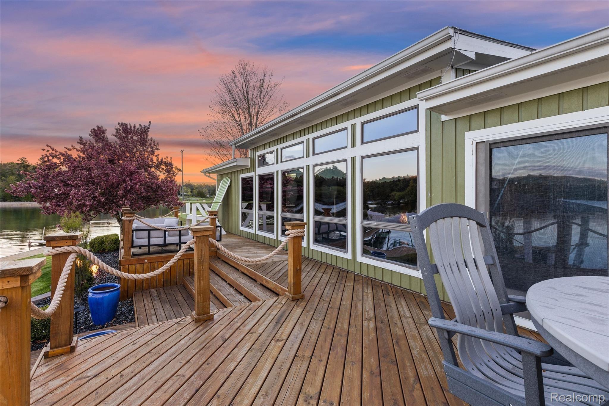 677 Gravel Ridge Road Leonard, MI 48367 - Photo 33 of 39 677 Gravel Ridge-9.jpg