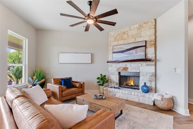 $598,700 | 111 Draper Lane, Bertram, TX 78605