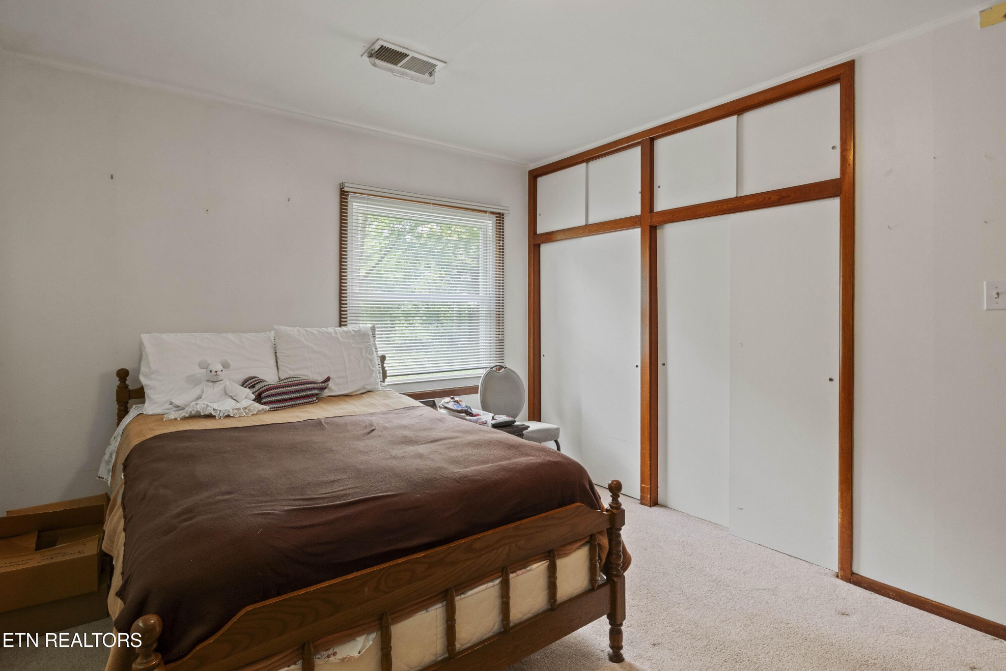205 Newcastle Road Knoxville, TN 37909 - Photo 16 of 23 Gallery Image 16