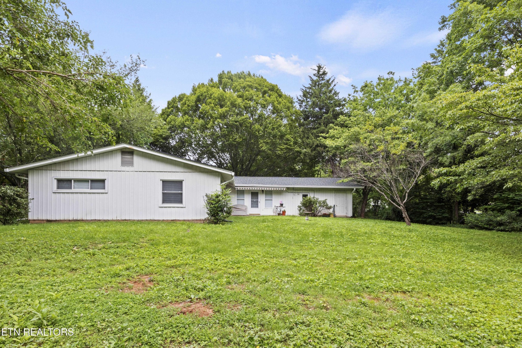 205 Newcastle Road Knoxville, TN 37909 - Photo 20 of 23 Gallery Image 20