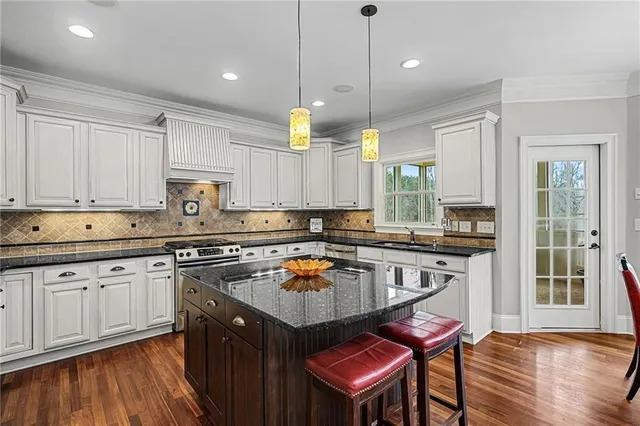 $1,075,000 | 205 Timber Wolf Trail, Cumming, GA 30028