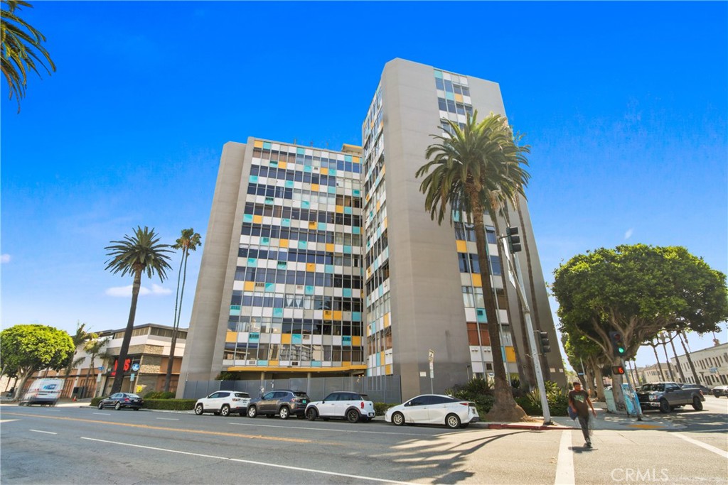 100 Atlantic Avenue, Unit 609 Long Beach, CA 90802 - Photo 1 of 10 a view of a tall building