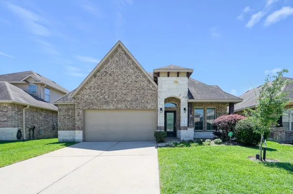 $334,000 | 5615 Glenfield Spring Lane, Spring, TX 77389