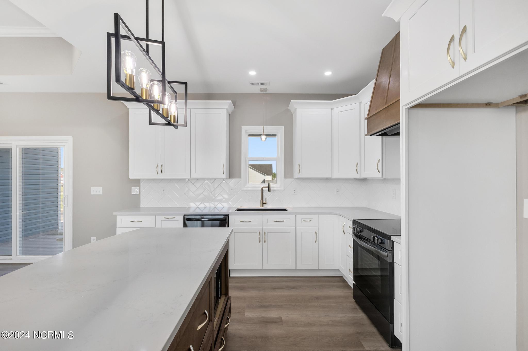 101 Thoroughbred Richlands, NC 28574 - Photo 12 of 45 IMG_2777