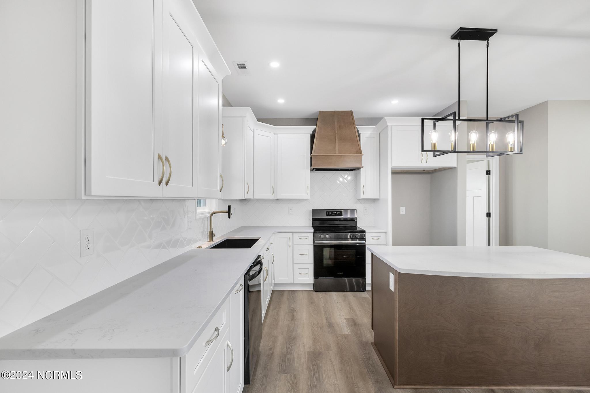 101 Thoroughbred Richlands, NC 28574 - Photo 14 of 45 IMG_2771