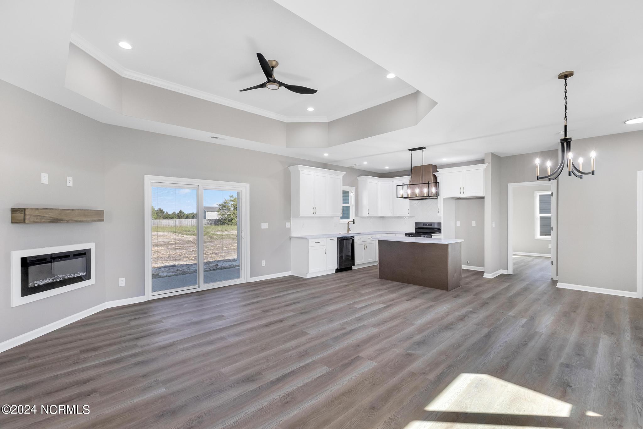 101 Thoroughbred Richlands, NC 28574 - Photo 4 of 45 IMG_2765