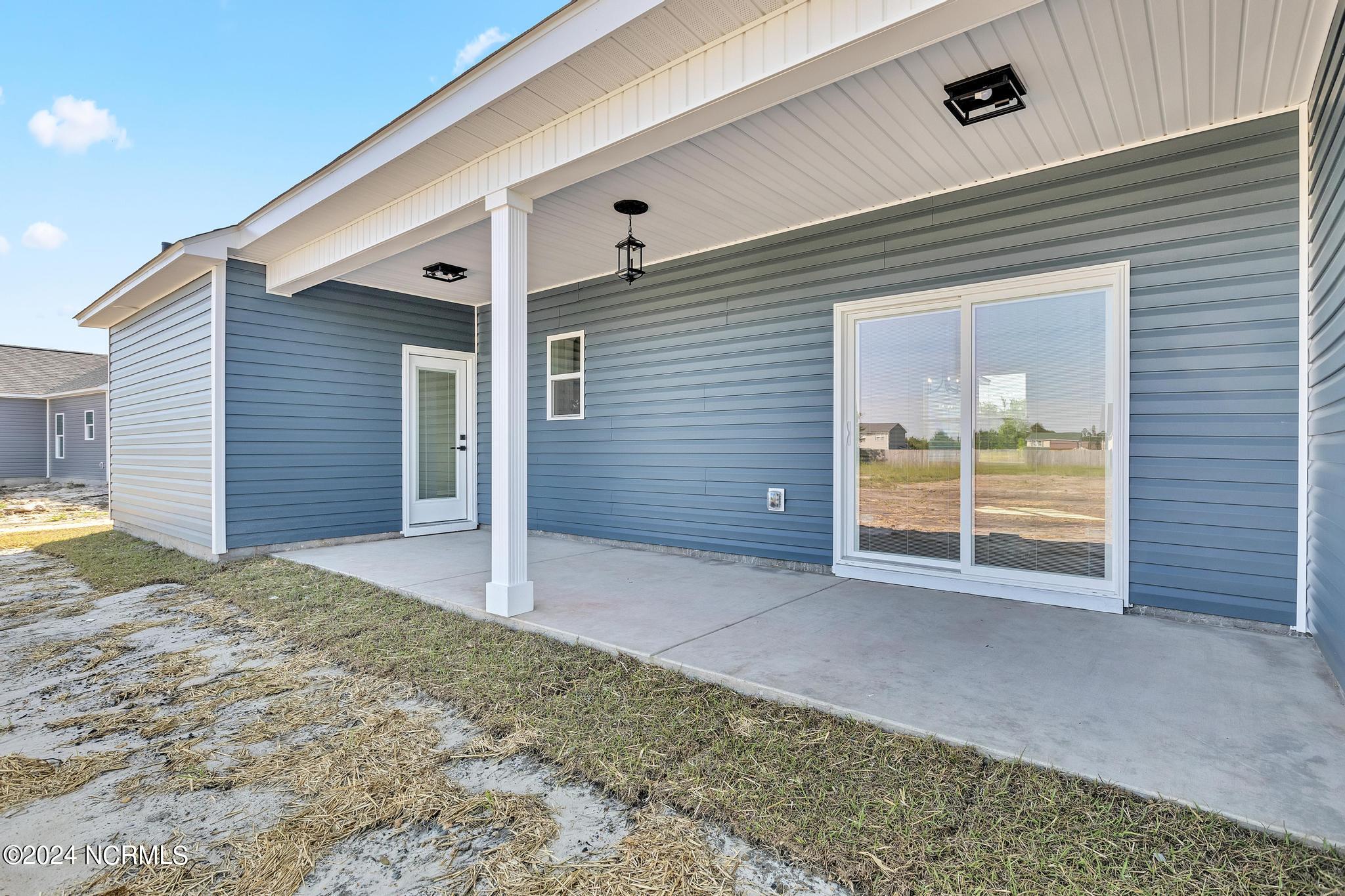 101 Thoroughbred Richlands, NC 28574 - Photo 44 of 45 IMG_2849