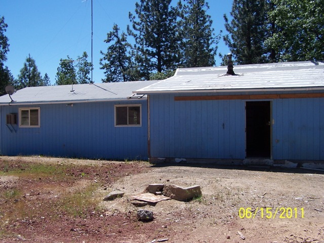 34518 Forwards Mill Road Manton, CA 96059 - Photo 3 of 10 Back of house