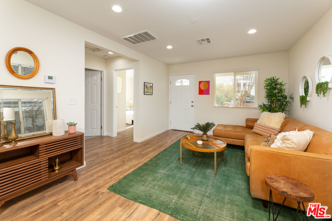 10246 24th Street Rancho Cucamonga, CA 91730 - Photo 5 of 42 Gallery Image 5