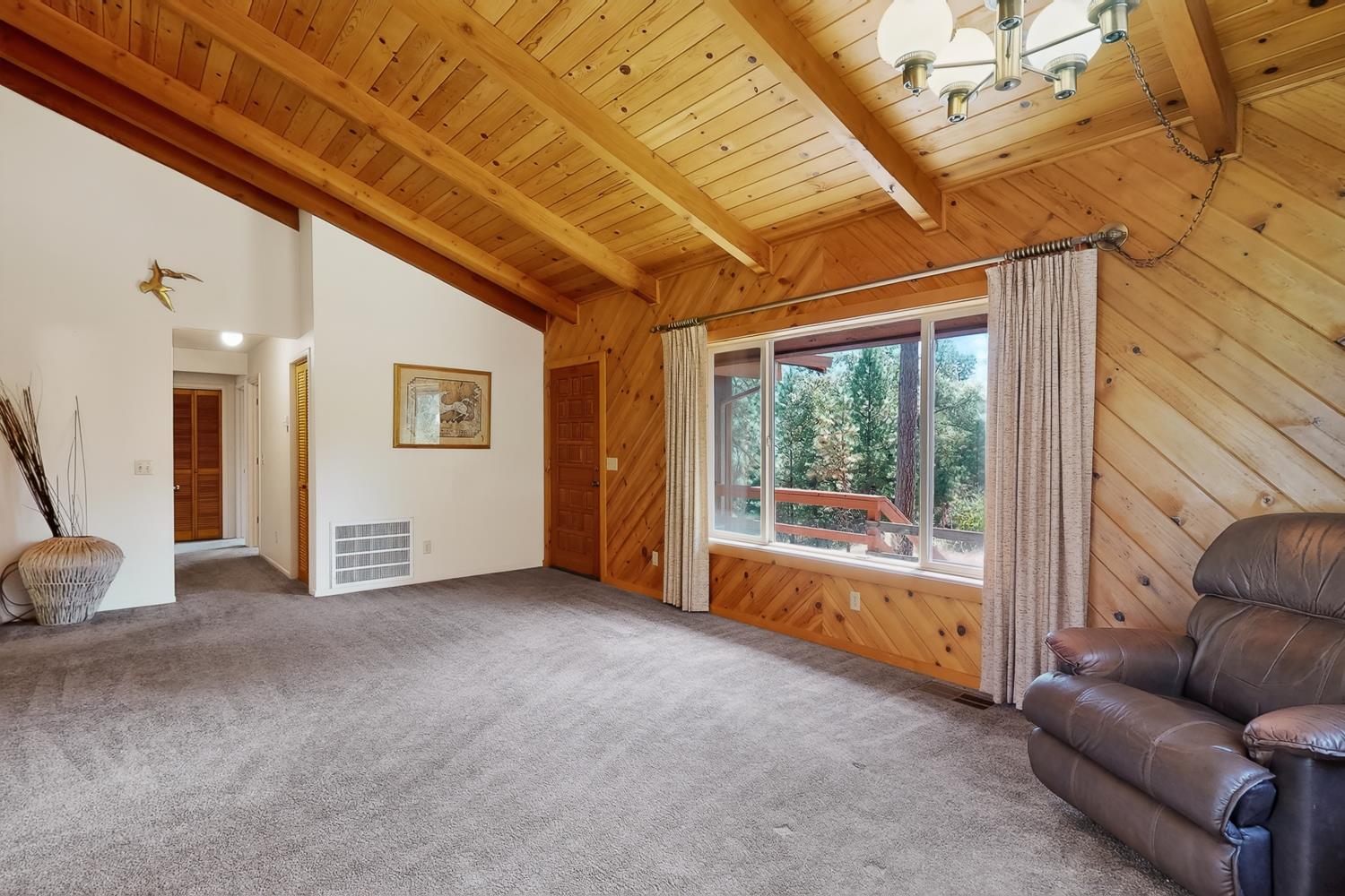 167 Darby Road Bangor, CA 95914 - Photo 10 of 76 Gallery Image 10