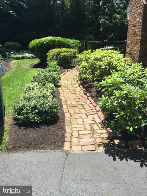 8708 Highgate Road Alexandria, VA 22308 - Photo 17 of 20 Gallery Image 17