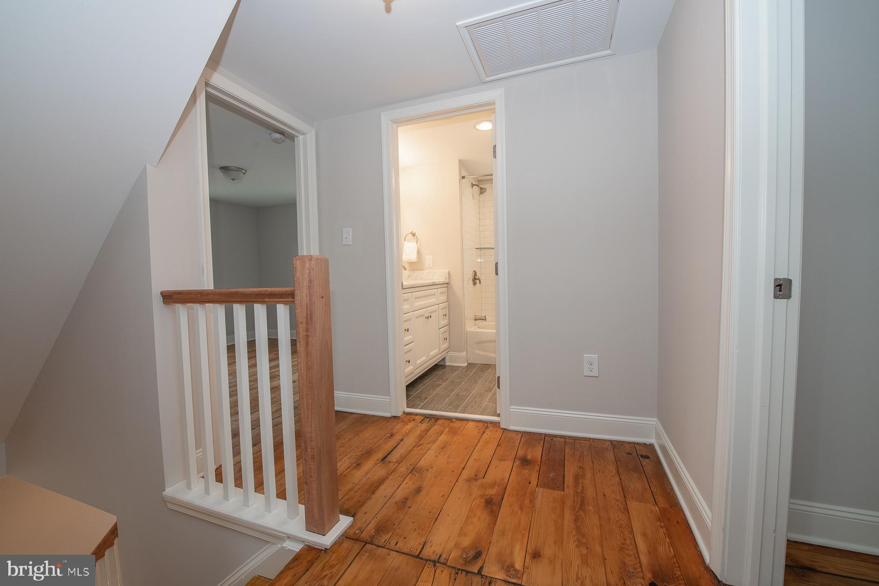 2535 Hedrick Road Harleysville, PA 19438 - Photo 10 of 22 Entire house freshly painted