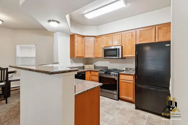 $2,450 | 900 Moon Circle, Unit 922, Folsom, CA 95630
