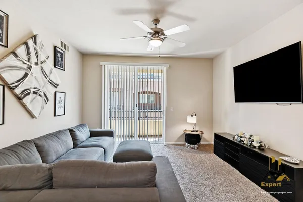 $2,450 | 900 Moon Circle, Unit 922, Folsom, CA 95630