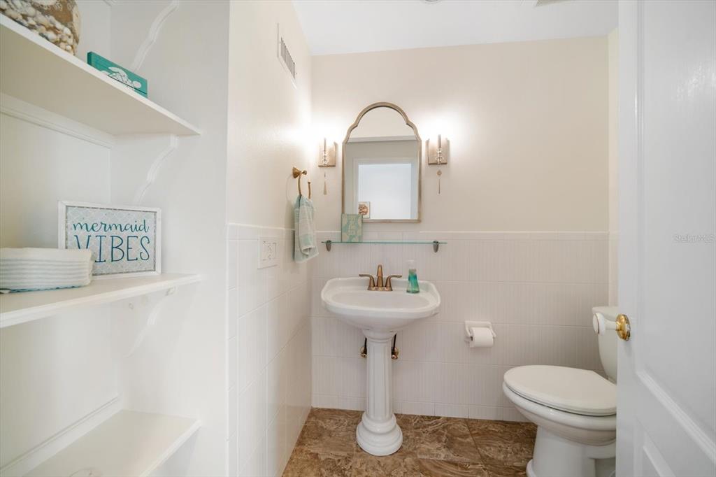 15564 Gulf Boulevard Redington Beach, FL 33708 - Photo 24 of 73