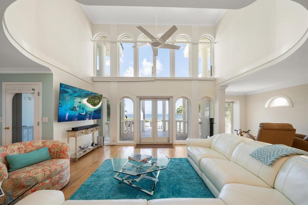 15564 Gulf Boulevard Redington Beach, FL 33708 - Photo 10 of 73