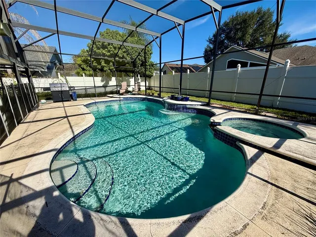 $575,000 | 819 Ardenleigh Drive, Orlando, FL 32828