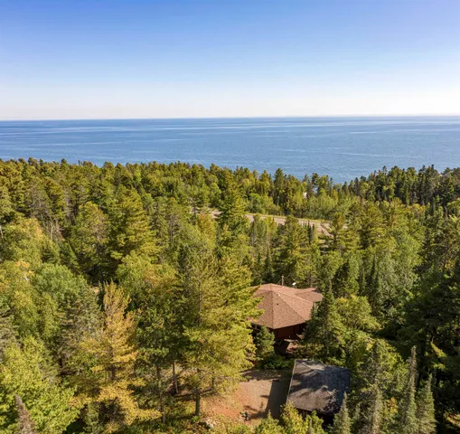$465,000 | 4155 Liberty Road, Two Harbors, MN 55616