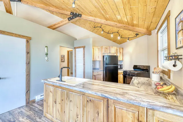 $465,000 | 4155 Liberty Road, Two Harbors, MN 55616