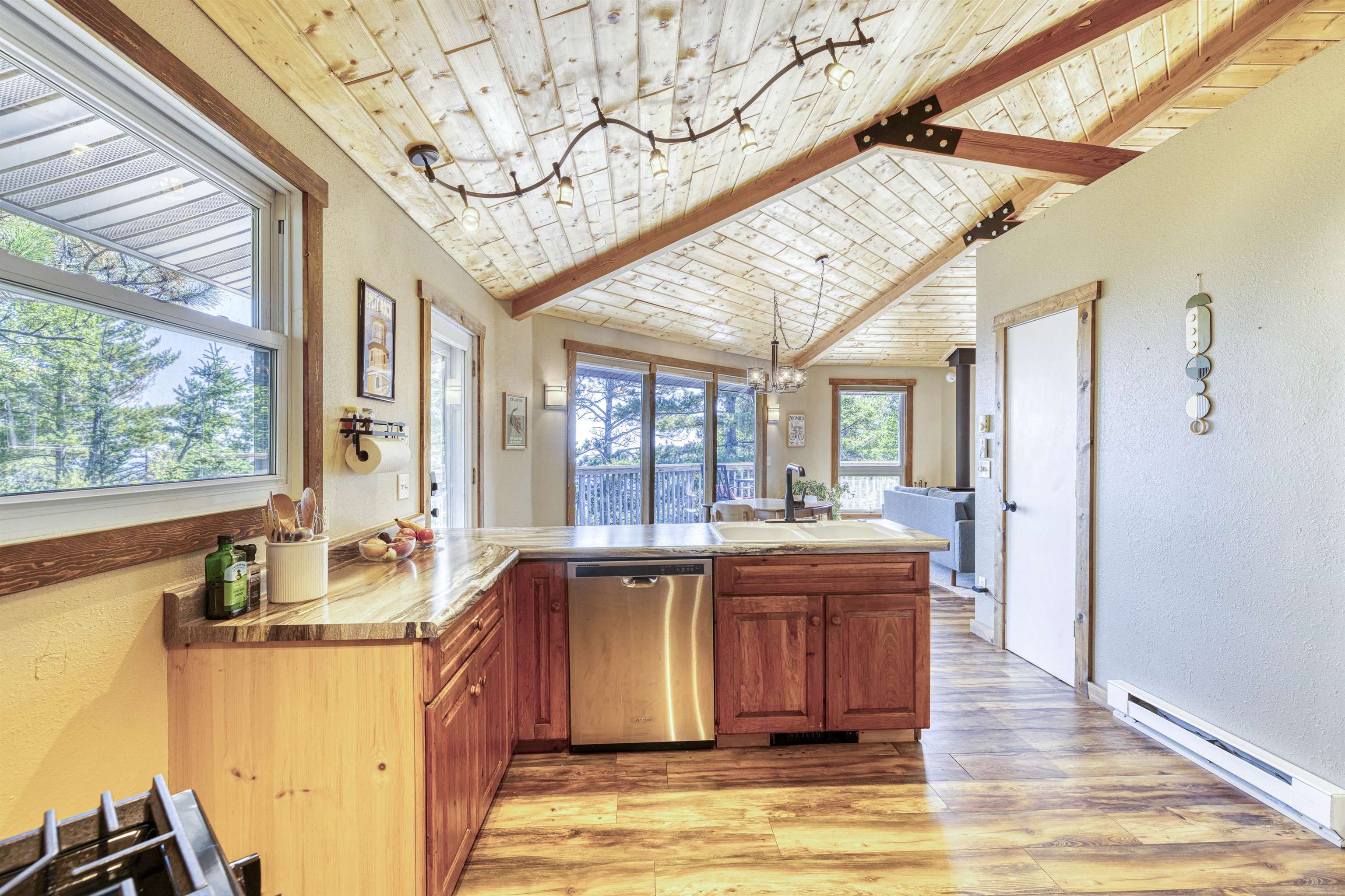 4155 Liberty Road Two Harbors, MN 55616 - Photo 8 of 49