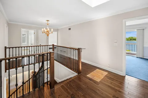 $1,650,000 | 2036 Valley Lo Lane, Glenview, IL 60025