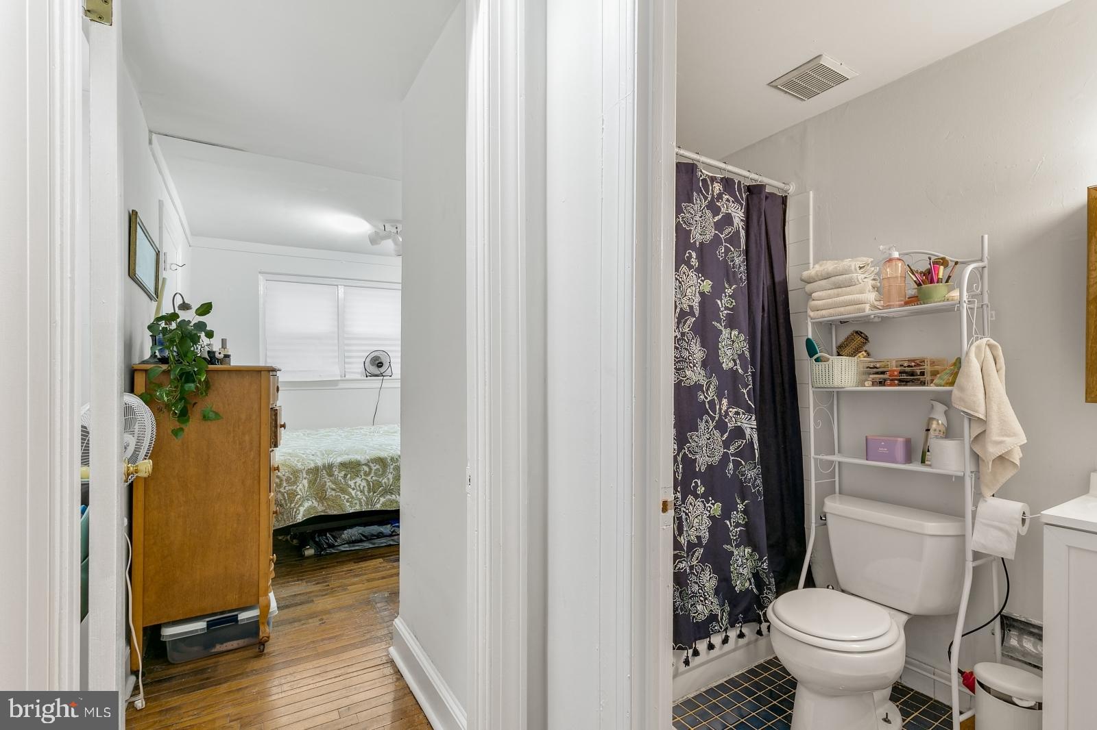 802 South 4th Street, Unit 1 Philadelphia, PA 19147 - Photo 7 of 15