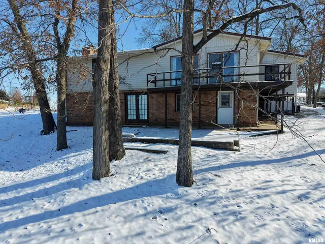 $625,000 | 15981 Hillcrest Drive, Effingham, IL 62401