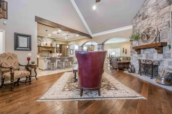 $785,000 | 51 Country Club Drive, Canyon, TX 79015