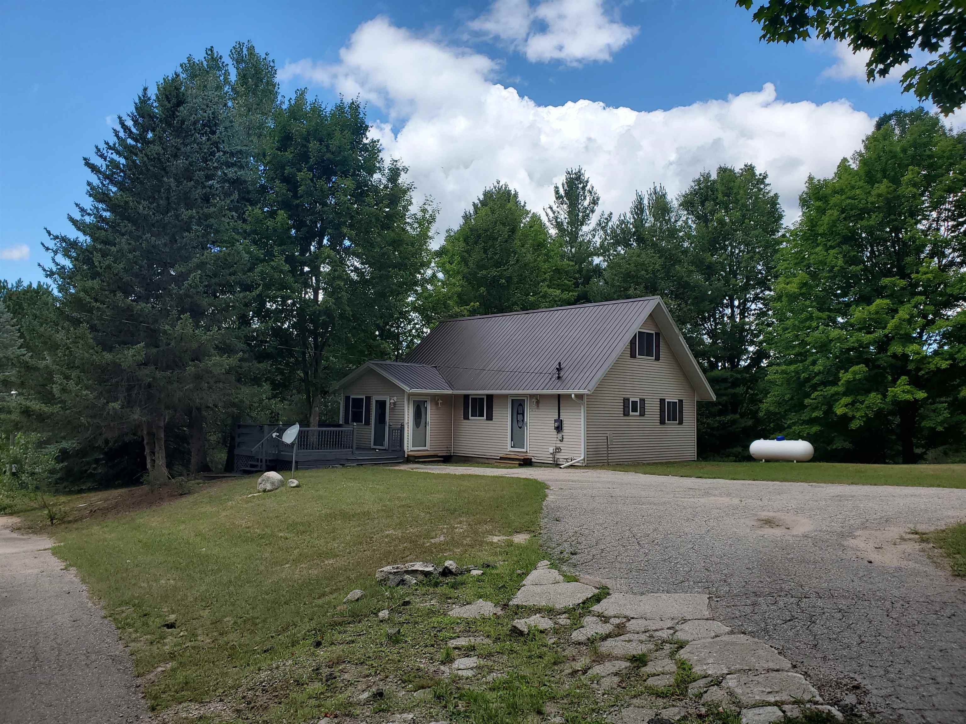 8055 North 41 Road Manton, MI 49663 - Photo 2 of 25 1950143-aa1646c8-cfb9-439e-9cf9-5fdea8386e75.JPG